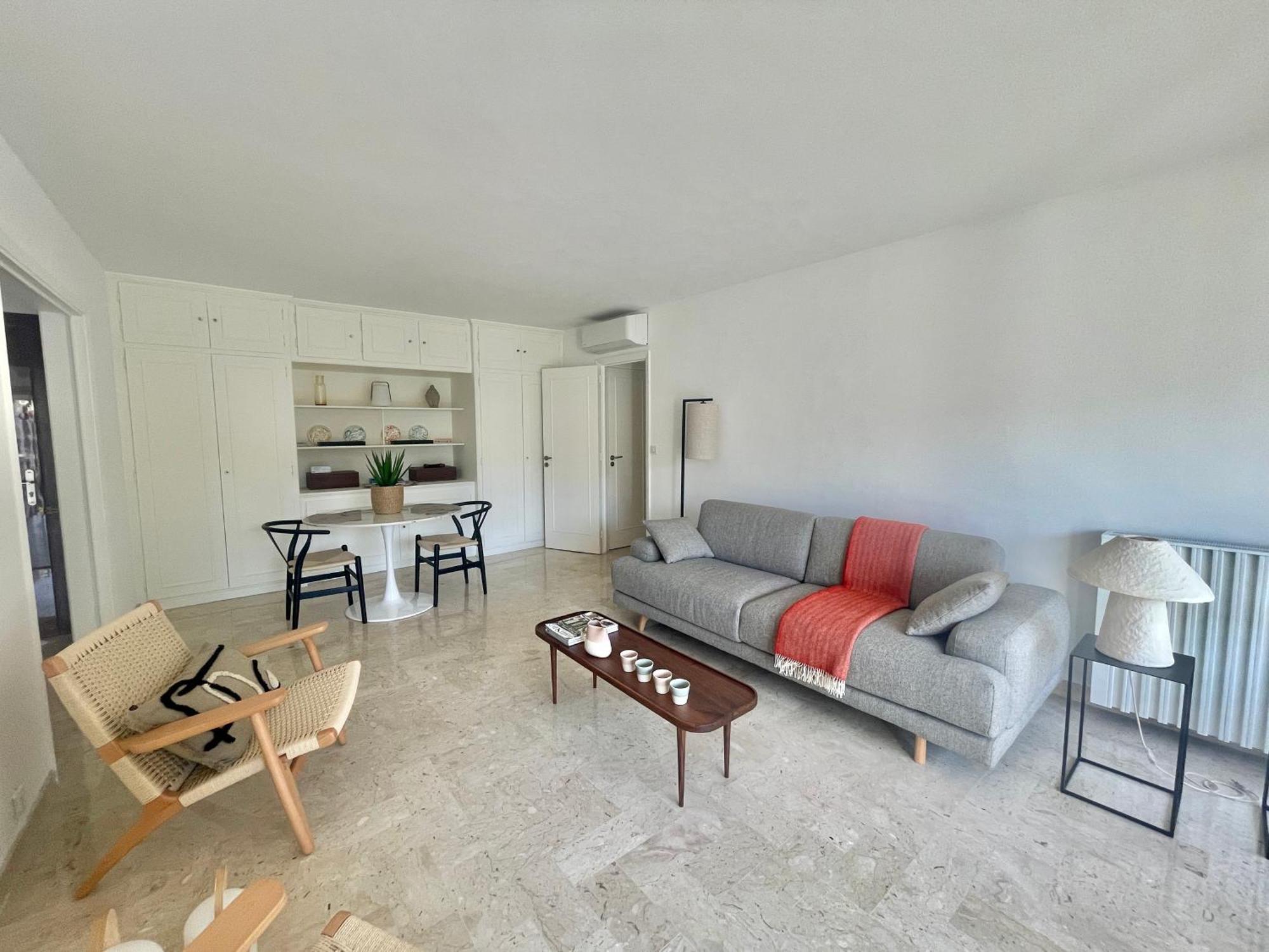 Appartement Moderne 1 *